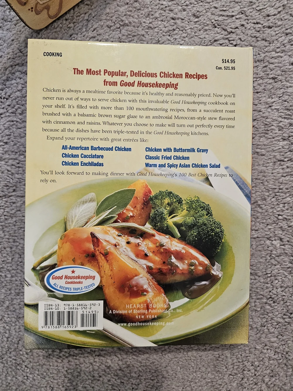 100 Best Chicken Recipes Cookbook - Green Cover And Table Plaque